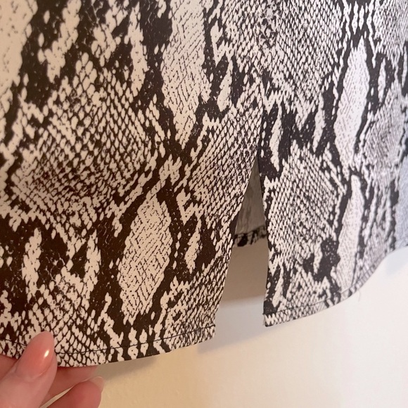 A.L.C. Anise Snake Print Sleeveless Blouse - Picture 7 of 11